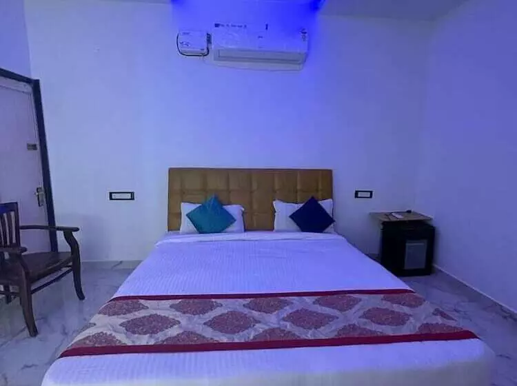 Hotelli Gujarat Resort Jaisalmer