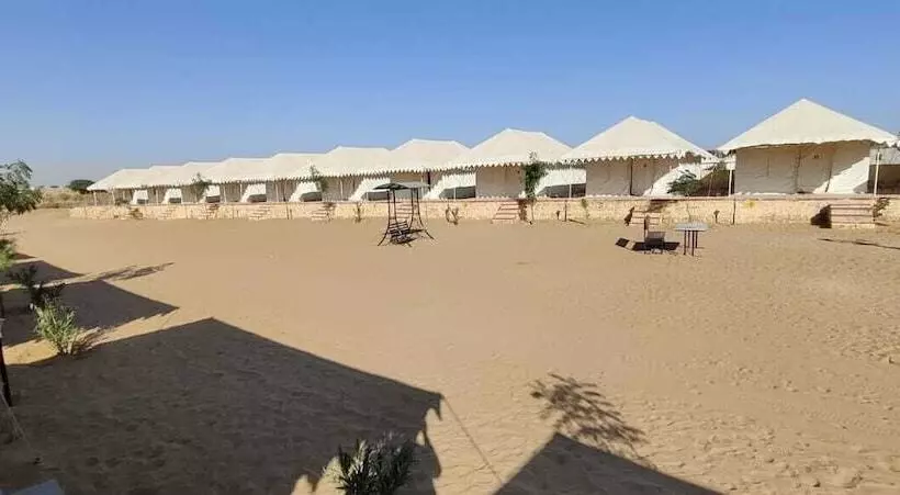 Hotelli Gujarat Resort Jaisalmer
