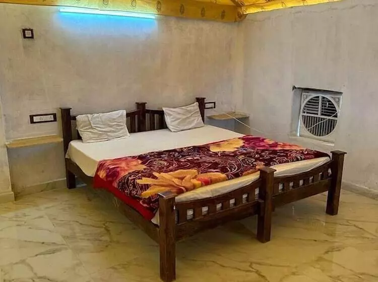 Hotelli Gujarat Resort Jaisalmer