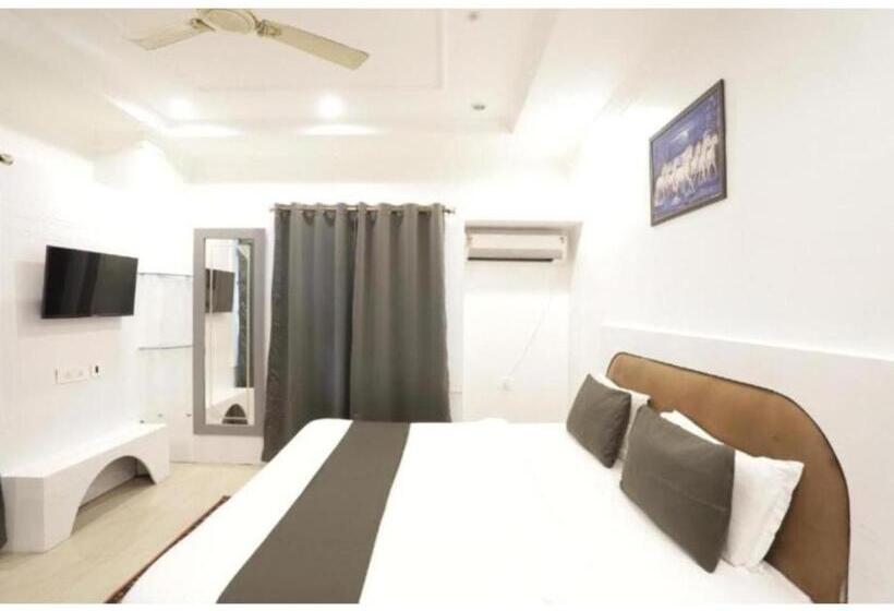 Hotel Day S Inn Luxury Stay Near Care Hospital In Budget Friendly Price Best Seller