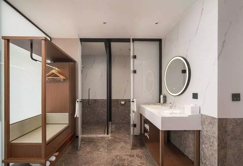 هتل Hilton Garden Inn Taiyuan Binhe