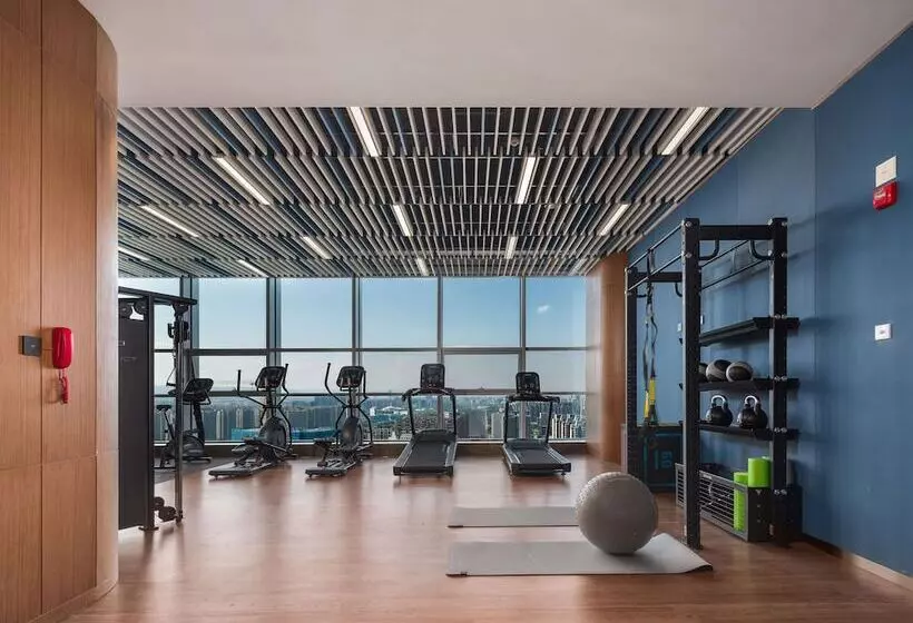 هتل Hilton Garden Inn Taiyuan Binhe