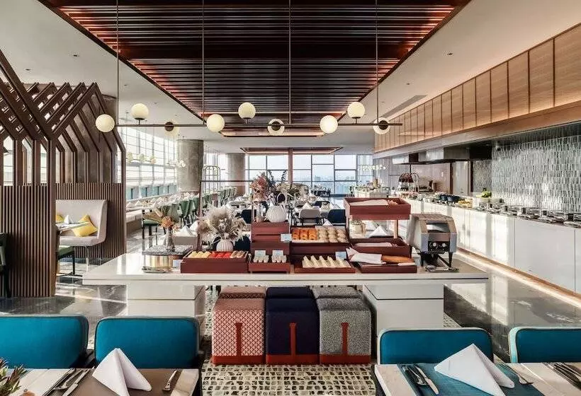 هتل Hilton Garden Inn Taiyuan Binhe