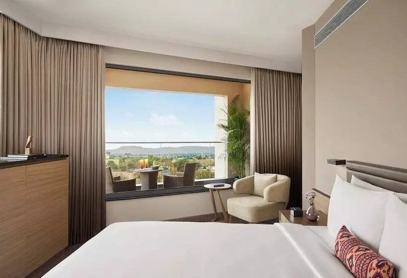 Hotelli Hyatt Place Aurangabad Airport