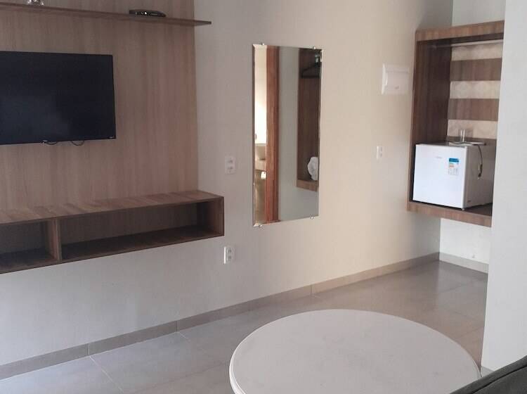 هتل Pousada La Fiesta Ltda