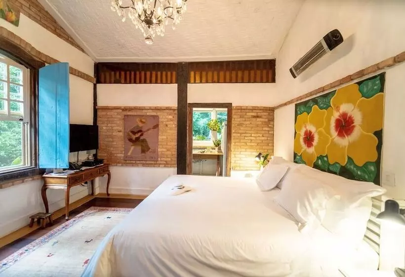 Hotelli Pousada Ronco Do Bugio