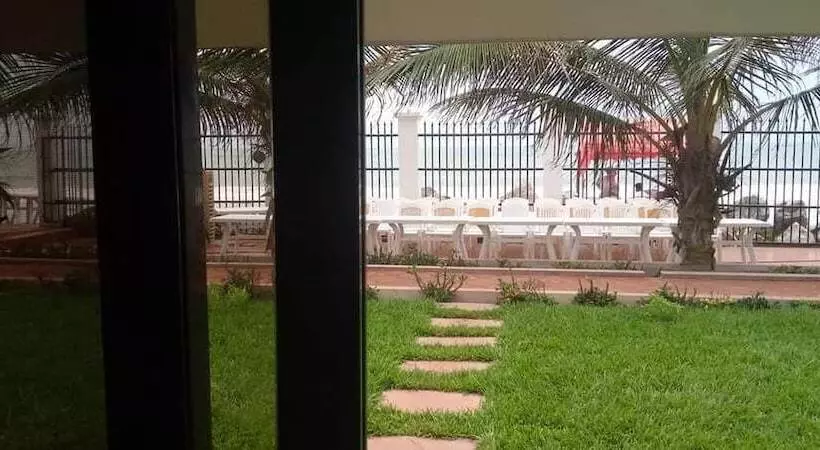 Hotelli Premier Beach Resort