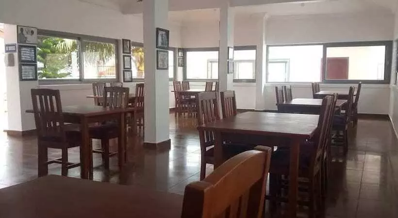 Hotelli Premier Beach Resort