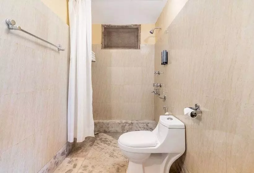 Hotelli Summit Tashigang Resort