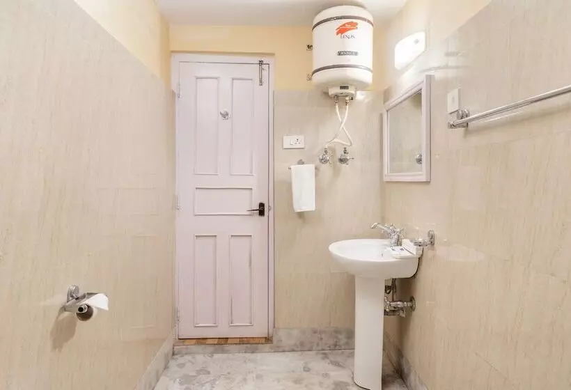 Hotelli Summit Tashigang Resort