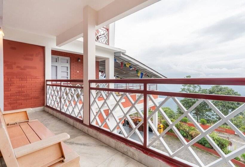 בית מלון כפרי Summit Tashigang Resort