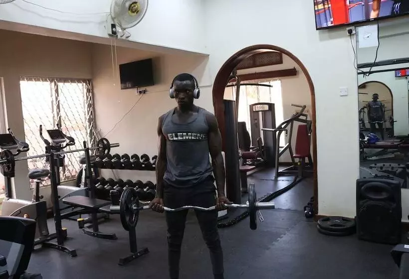 هتل The Harp Hamilton Park