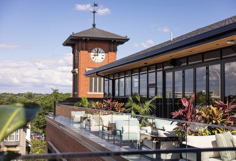 فندق The Postmark