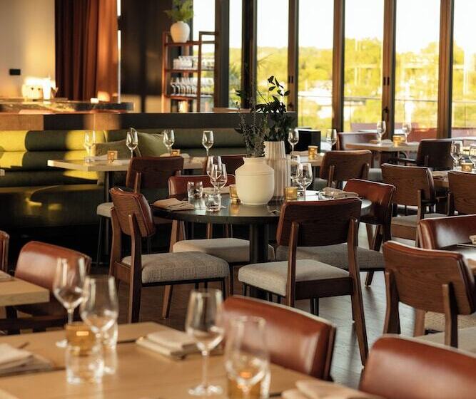 فندق The Postmark