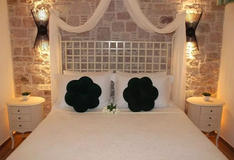 İna Cunda Art Otel