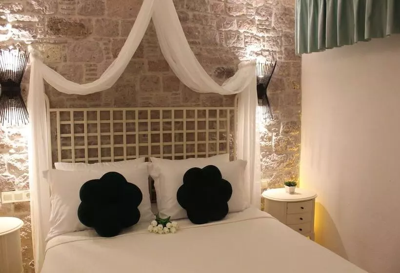 İna Cunda Art Otel