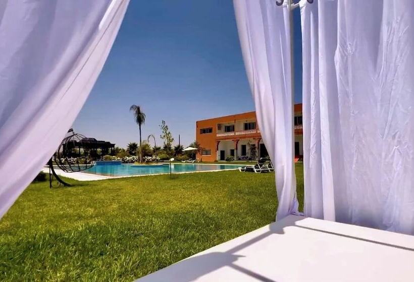 بنسيون Domaine Bahi