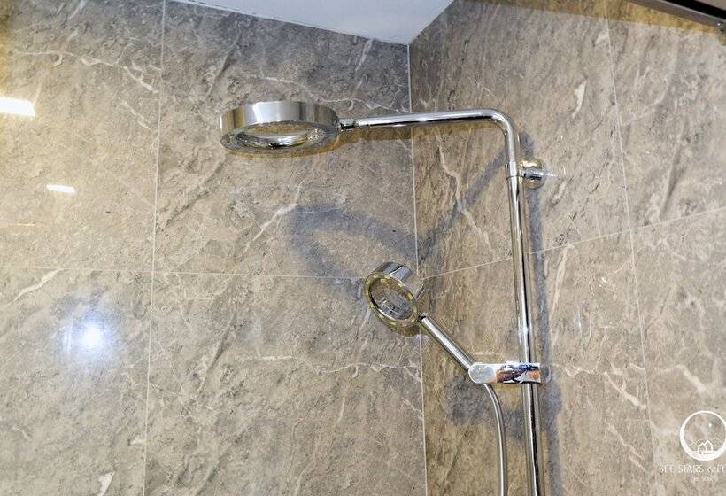 See Stars & Forest Resort