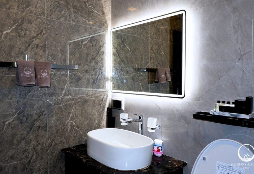 See Stars & Forest Resort