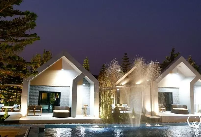 See Stars & Forest Resort