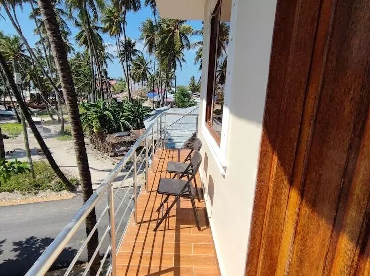 Aurora Beach Hotel Nungwi