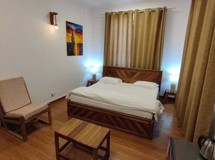 Aurora Beach Hotel Nungwi