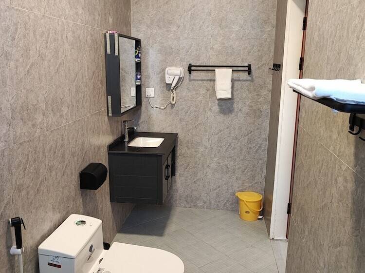 Aurora Beach Hotel Nungwi