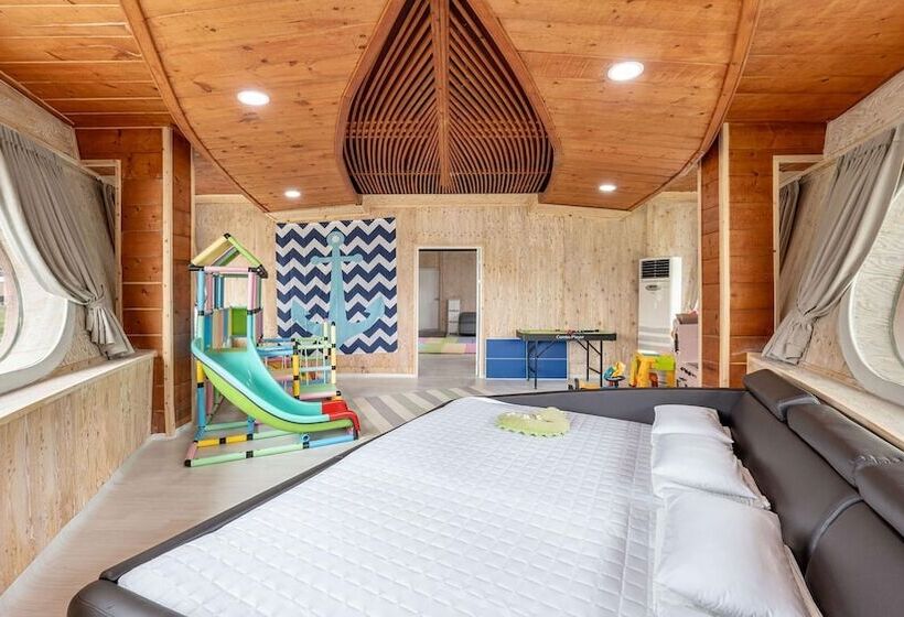 Ganhwa Badabae Beomseon Kids Pension