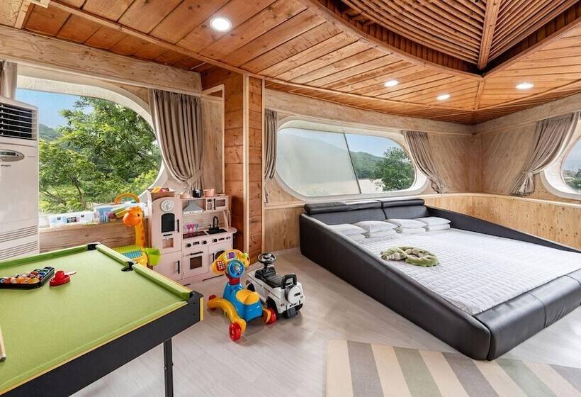 Ganhwa Badabae Beomseon Kids Pension