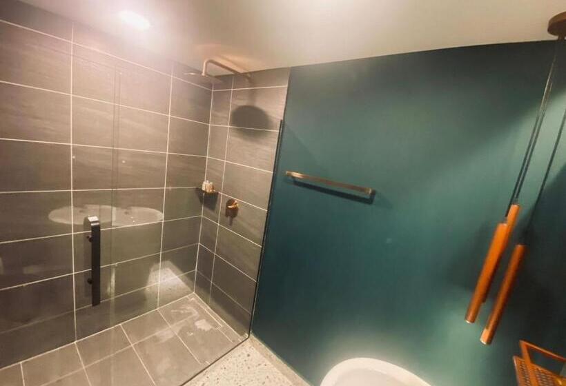 هتل Glow Medellín