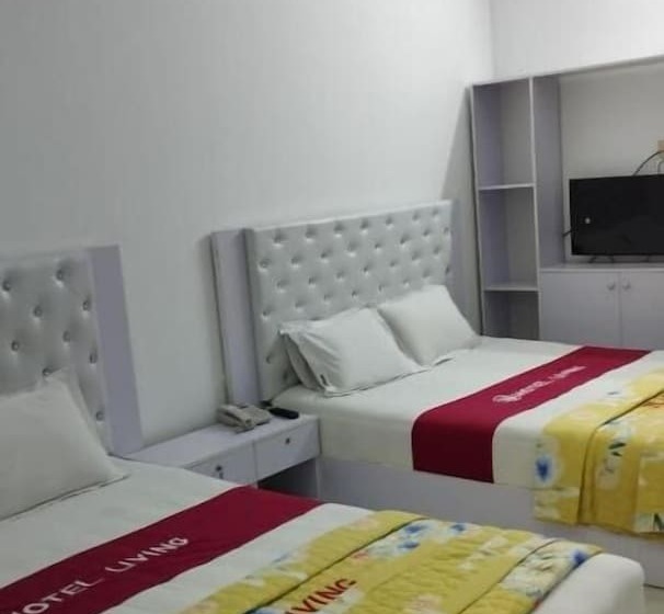 هتل Living International Ltd