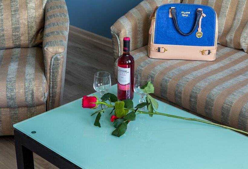 هتل Tevi Boutique Apartments