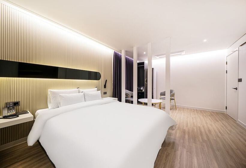 Browndot Hotel Gwangju Pungam