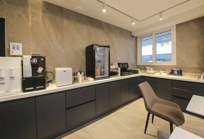 Browndot Hotel Gwangju Pungam