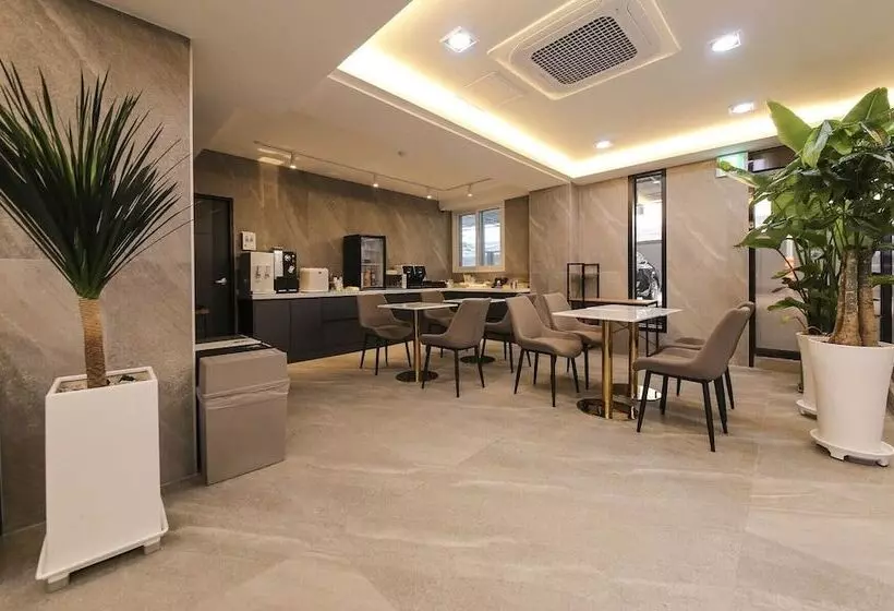 Browndot Hotel Gwangju Pungam