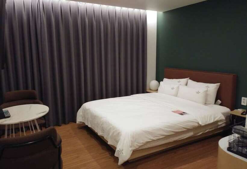 Grant Bay Hotel Gimhae