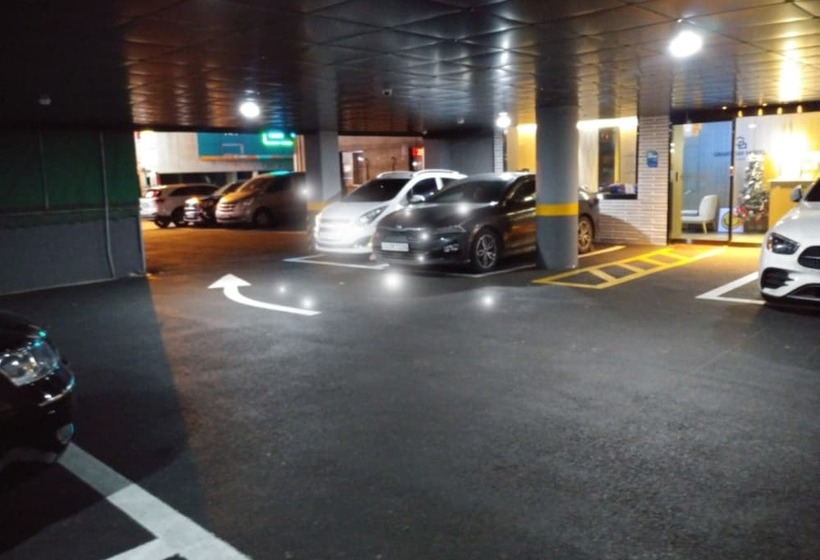 Grant Bay Hotel Gimhae