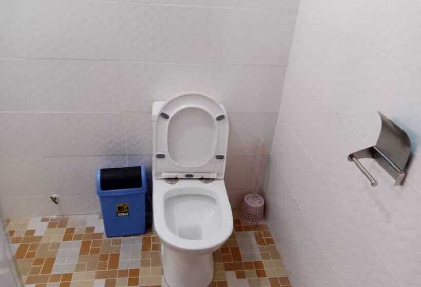 호텔 Dexxy's Palace