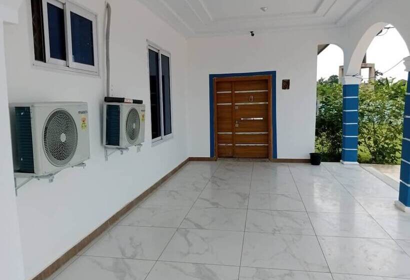 호텔 Dexxy's Palace