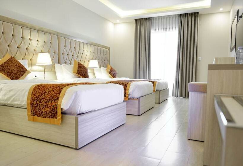 هتل Petra Premium