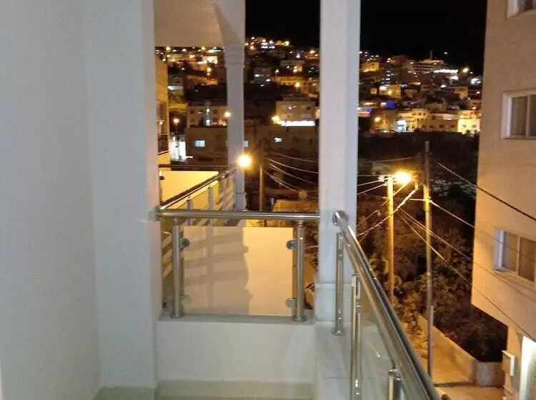 هتل Petra Premium