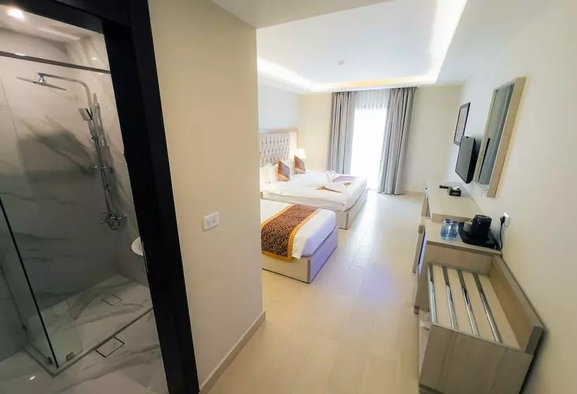 هتل Petra Premium