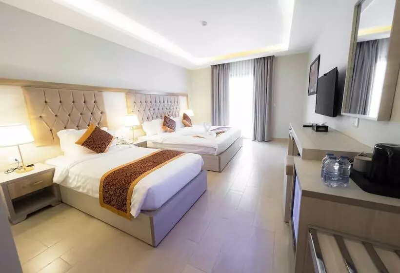 هتل Petra Premium