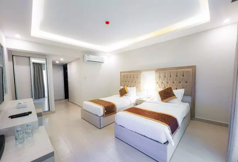 هتل Petra Premium