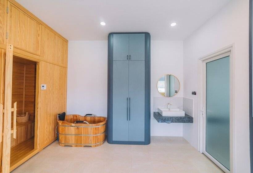 هتل Quy Tai Premium