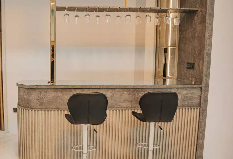 هتل Quy Tai Premium