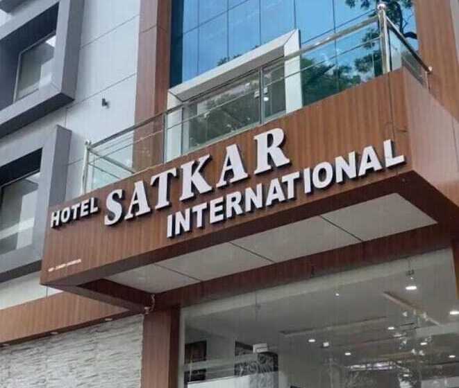 Отель Satkar International