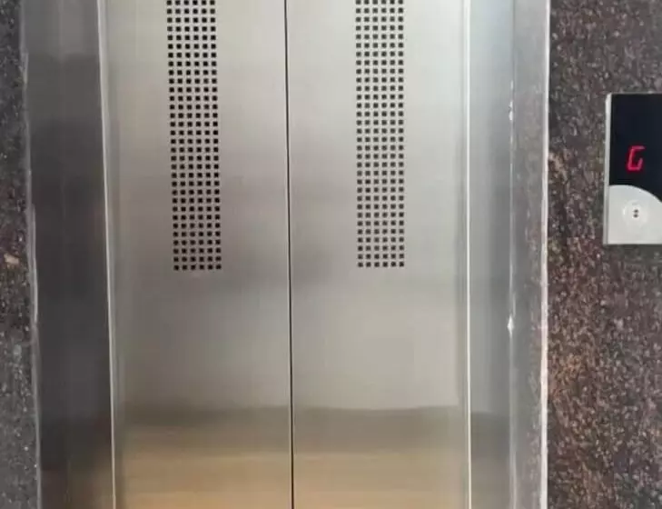 Hotelli Satkar International