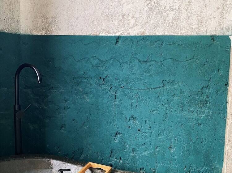 בית מלון כפרי Sundays Cafe &