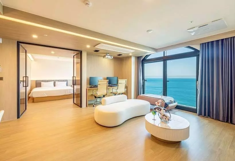 Hound Hotel Ulsan